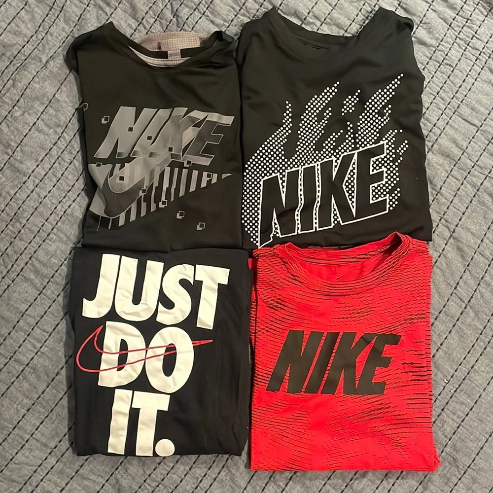 BOYS NIKE SHORT SLEEVE T-SHIRTS - Picture 1 of 5